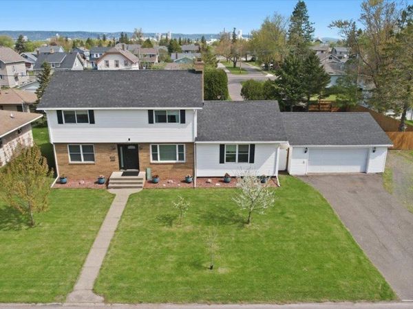 11c Hayes Ct, Superior, WI 54880