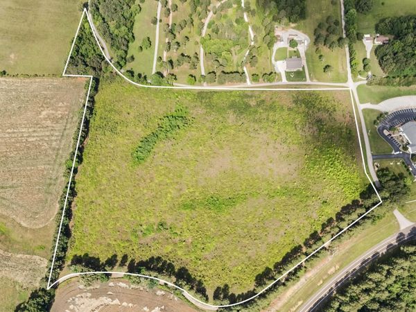 Wade Rd, Loudon, TN 37774