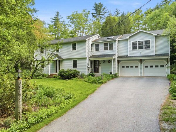 26 Jonathan Lane, Bow, NH 03304