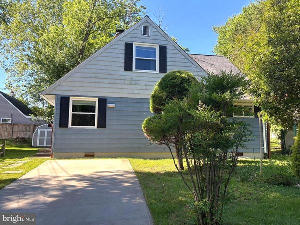 5702 DENFIELD ROAD , ROCKVILLE, MD 20851