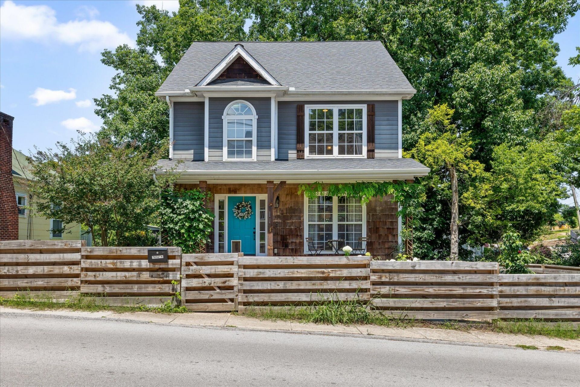 811 Forest Avenue, Chattanooga, TN 37405 Main Photo