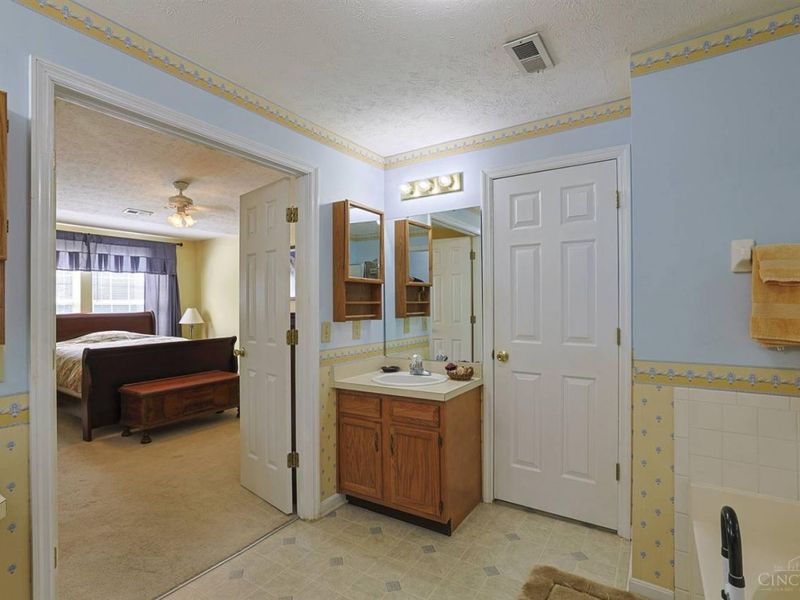 6714 Washington Circle, Middletown, OH 45005 Photo 22