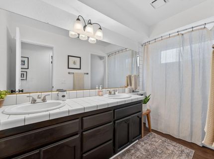 5723 Crown Ct, Rocklin, CA 95677 Photo