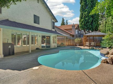 5723 Crown Ct, Rocklin, CA 95677 Photo