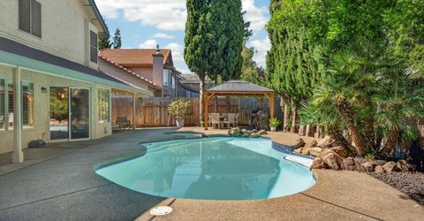 5723 Crown Ct, Rocklin, CA 95677 Photo