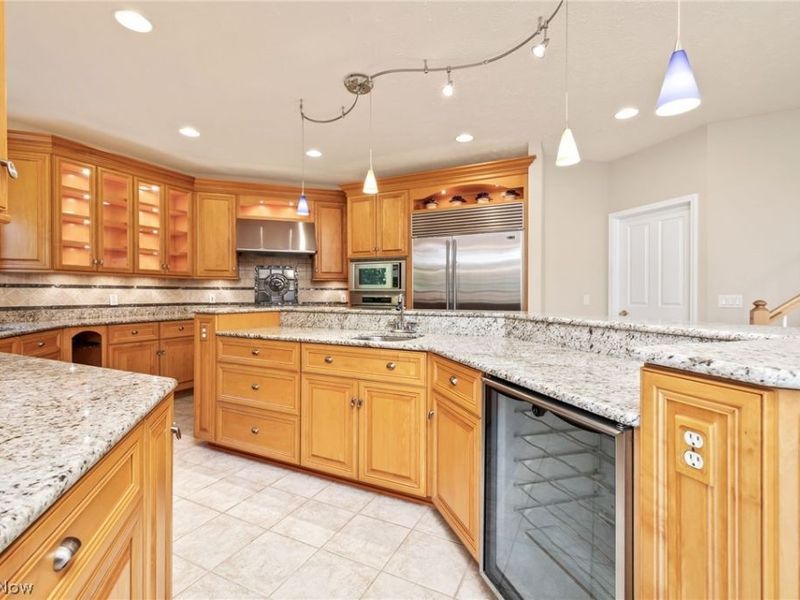 20852 Kylemore Drive, Strongsville, OH 44149 Photo 17