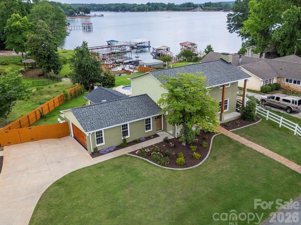 8005 Island View Court , Denver, NC 28037
