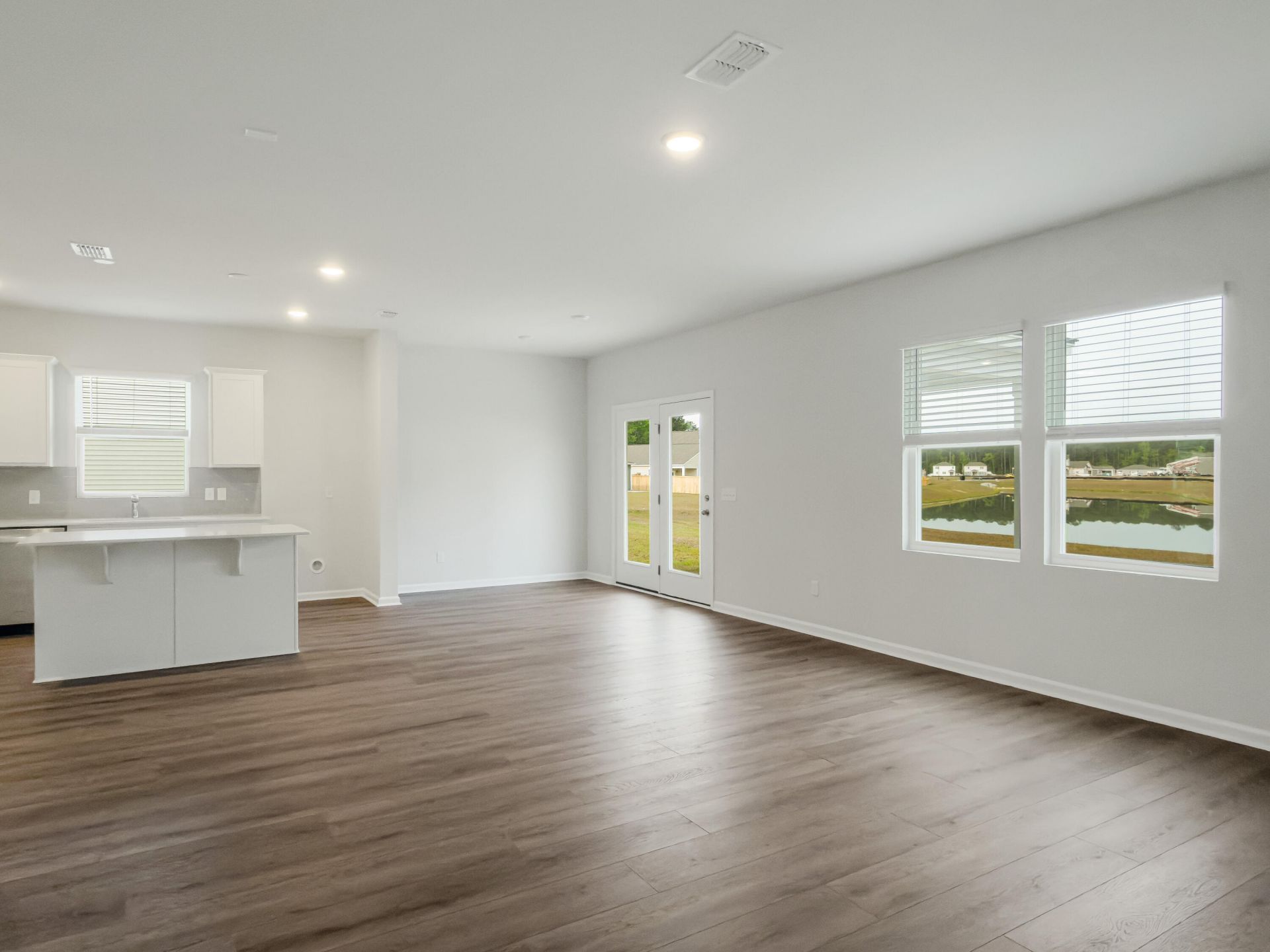 725 Meadowbrook Lane Photo 23