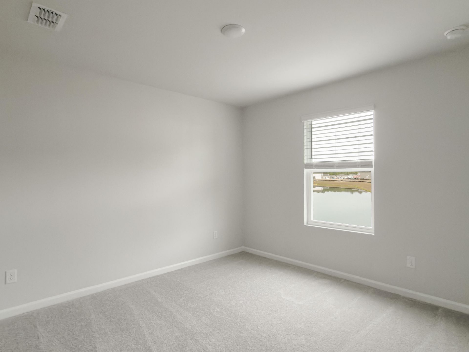 725 Meadowbrook Lane Photo 38