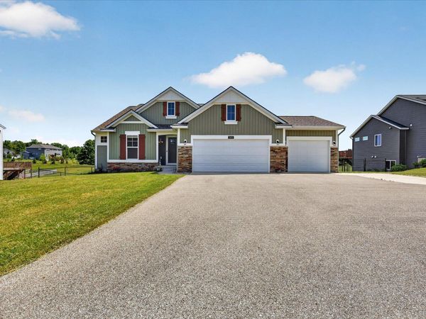 5832 Thornapple River Drive SE, Grand Rapids, MI 49512