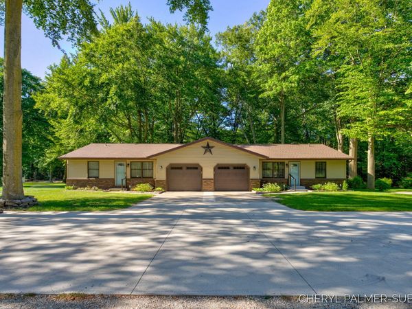 16750 Taft Road, Spring Lake, MI 49456