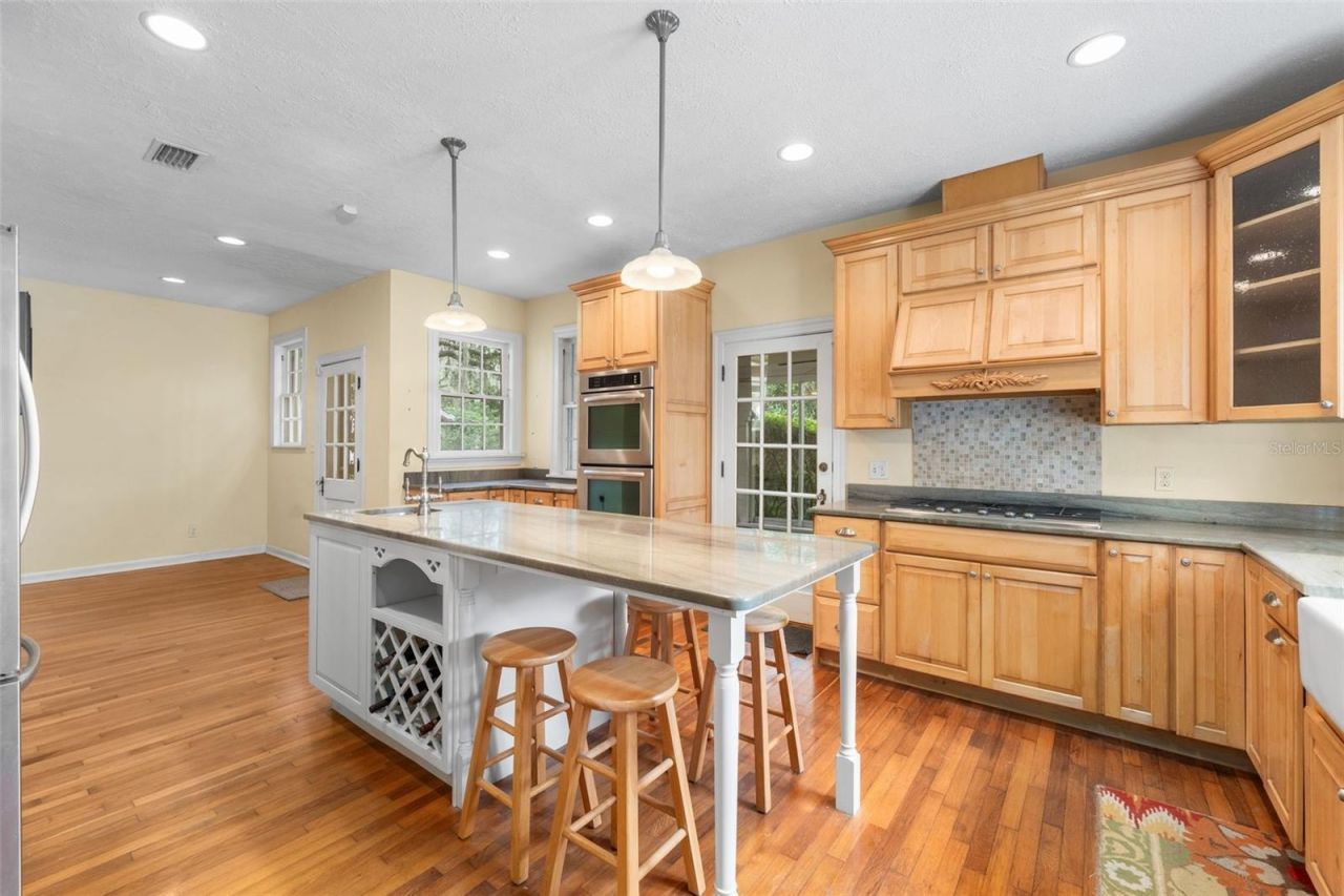 717 NE Boulevard, Gainesville, FL 32601 Photo