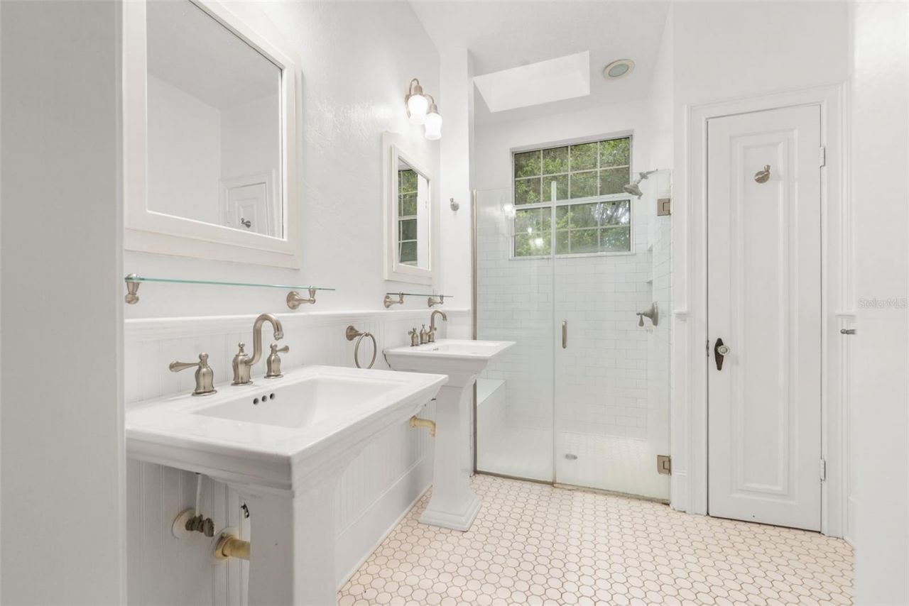 717 NE Boulevard, Gainesville, FL 32601 Photo