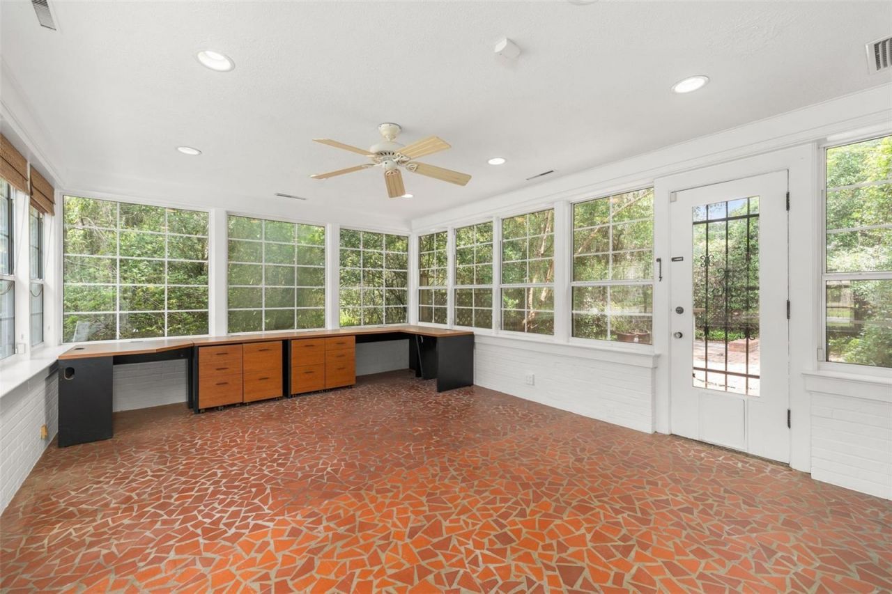 717 NE Boulevard, Gainesville, FL 32601 Photo