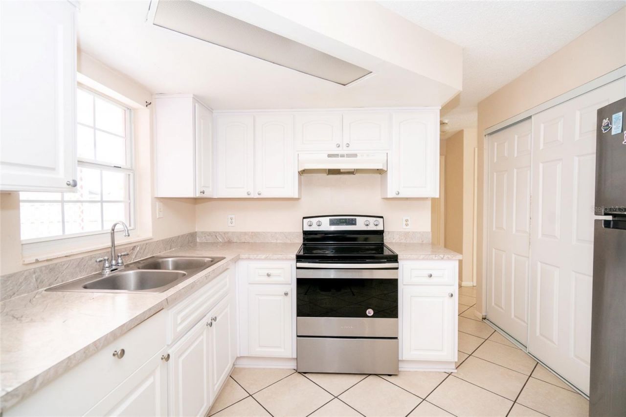 8033 Manvel Drive , Port Richey, FL 34668 Photo