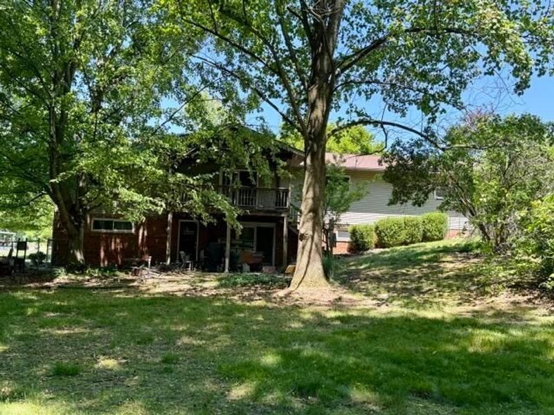 1280 Howell Drive , Newark, OH 43055 Photo 2