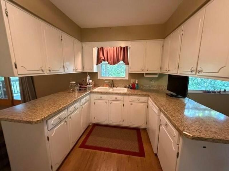 1280 Howell Drive , Newark, OH 43055 Photo 6