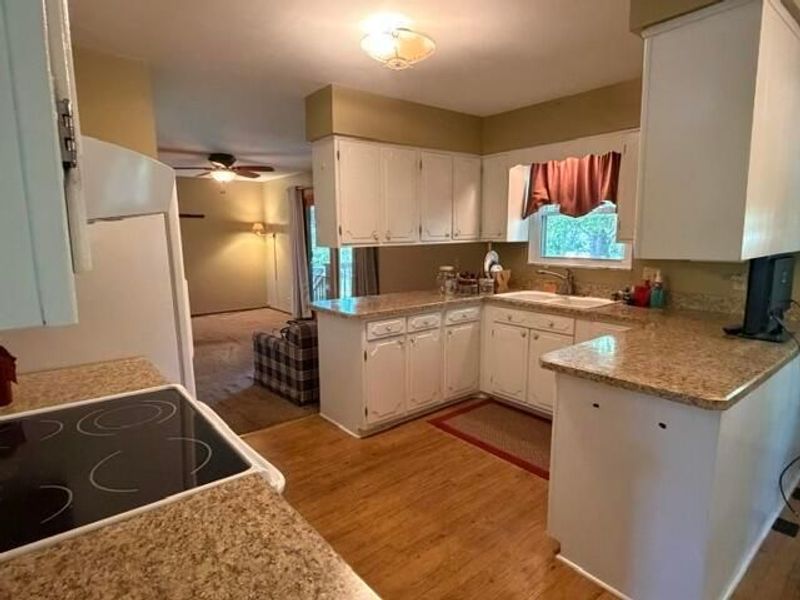 1280 Howell Drive , Newark, OH 43055 Photo 7