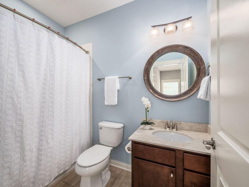 490 Slate Crossing Drive, Delaware, OH 43015 Photo 7