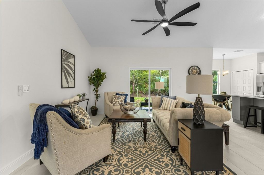 8216 104th Court, Vero Beach, FL 32967 Photo