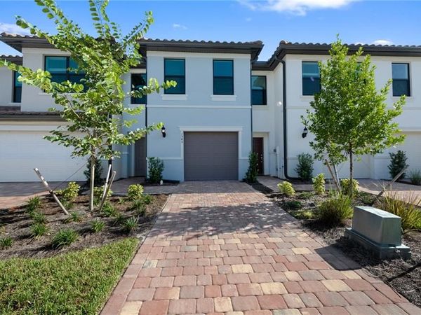 1552 Lake Jessup CIR , CAPE CORAL, FL 33909