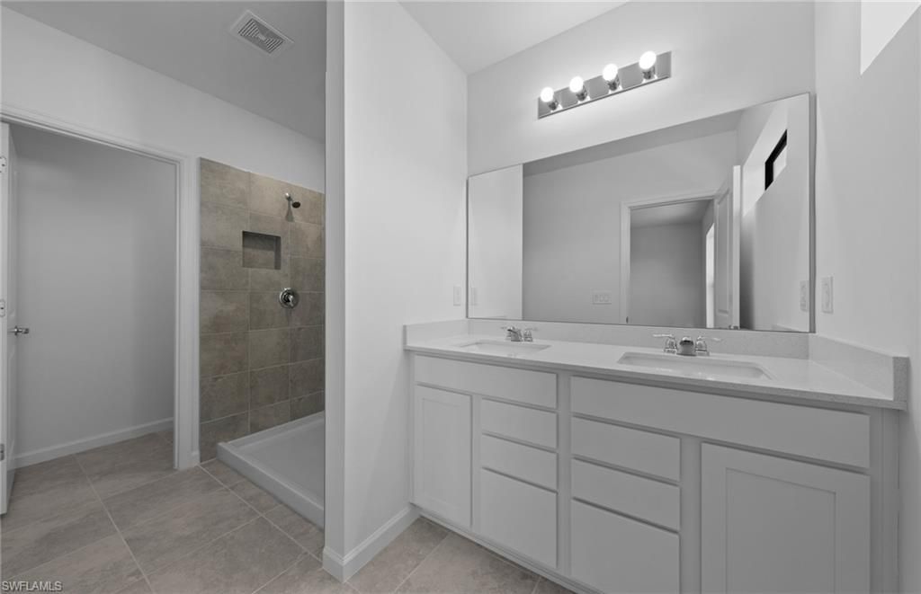 1552 Lake Jessup Cir , Cape Coral, FL 33909 Photo