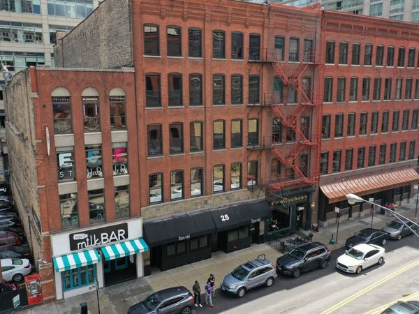 25 W Hubbard Street , Unit 201, Chicago, IL 60654