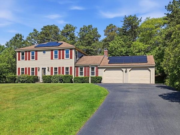 36 Kirk Cir, Plymouth, MA 02360