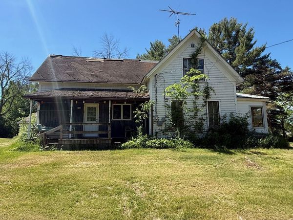 188 7TH STREET, Clintonville, WI 54929