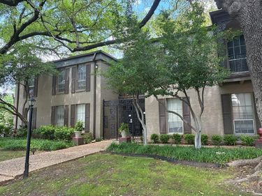 4205 Avondale Avenue, Unit 103, Dallas, TX 75219