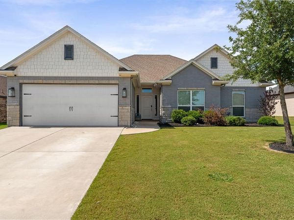 219 Bayless Avenue , Godley, TX 76044
