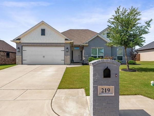 219 Bayless Avenue , Godley, TX 76044