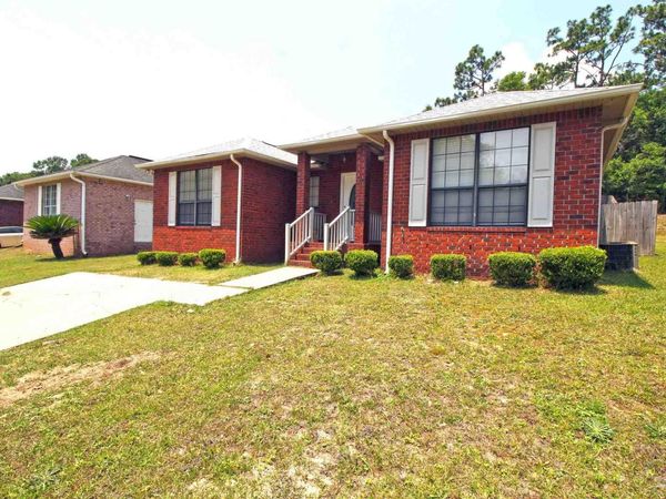 1958 Wyatt St, Pensacola, FL 32514