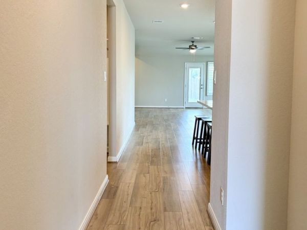 1281 CARL GLN, New Braunfels, TX 78130