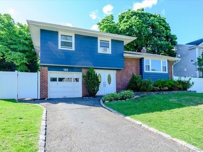 120 Sutton Drive Plainview, NY 11803