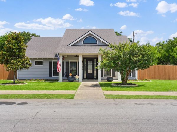 601 W 17th ST , Georgetown, TX 78626