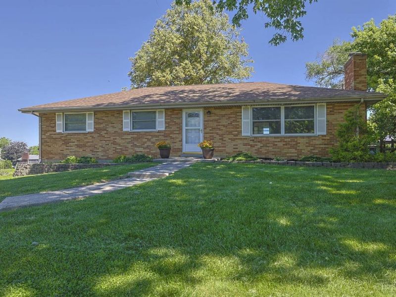 7266 Dimmick Road, West Chester, OH 45069 Photo 2