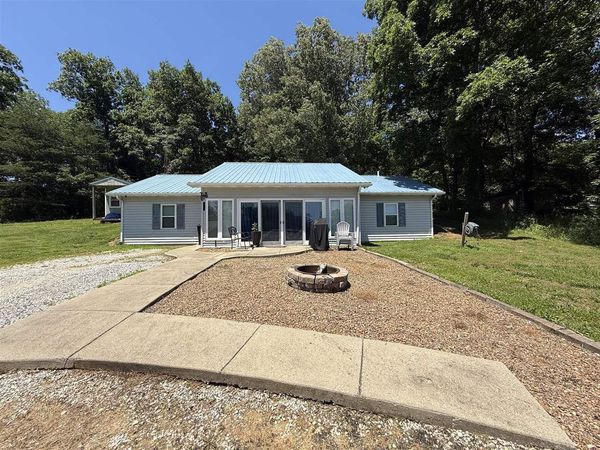 4566 Rochester Road , Morgantown, KY 42261
