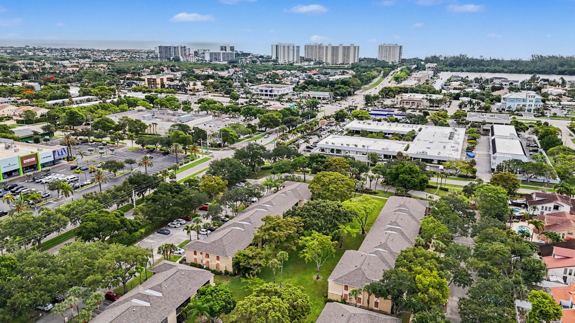 3939 NE 5th Avenue, Unit A201, Boca Raton, FL 33431 Photo