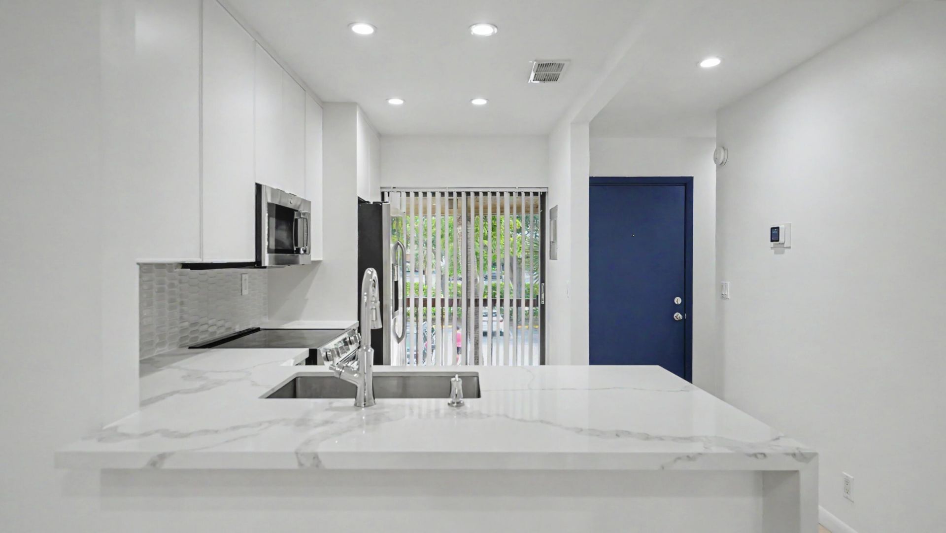 3939 NE 5th Avenue, Unit A201, Boca Raton, FL 33431 Photo