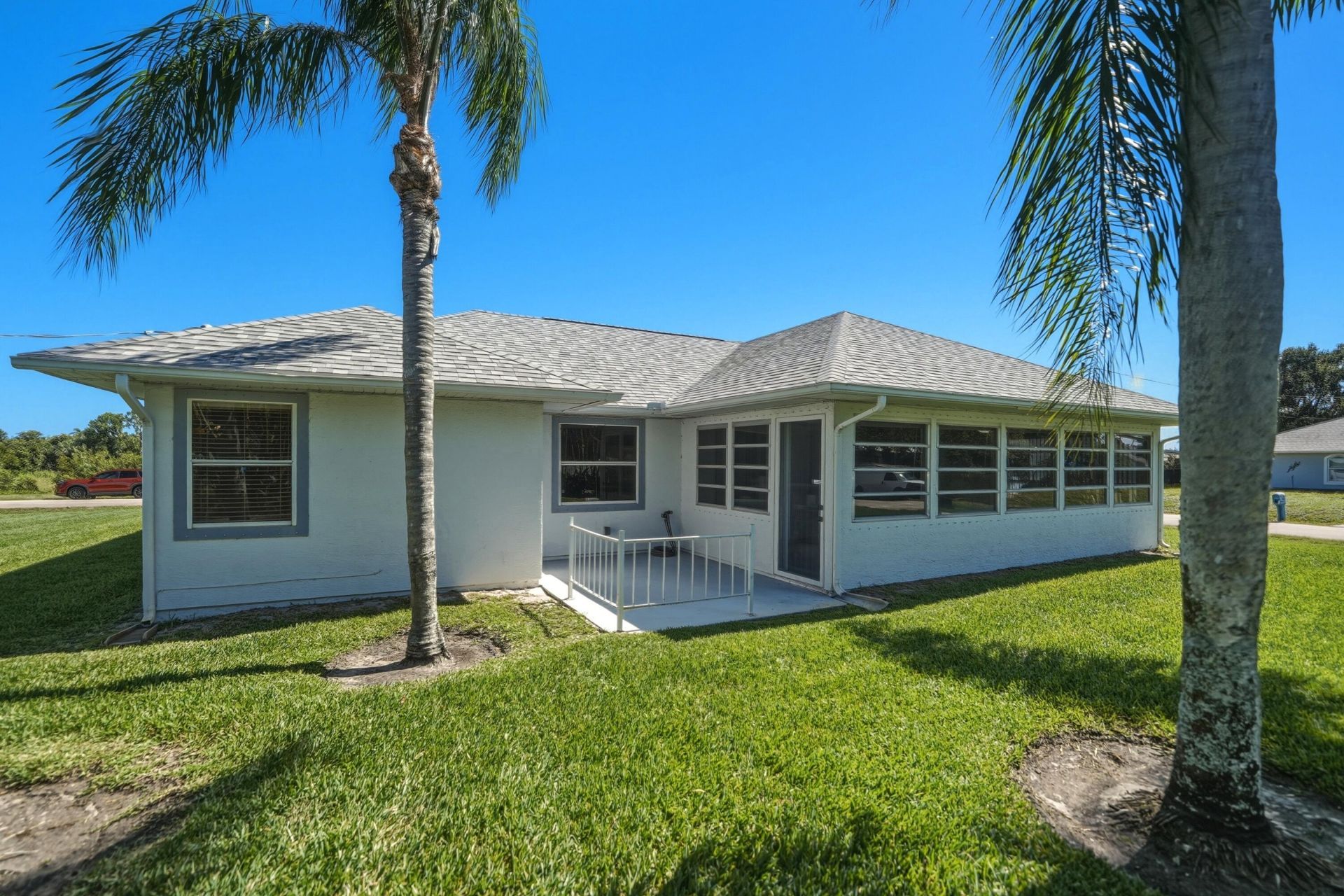 102 Miller Drive, Sebastian, FL 32958 Photo