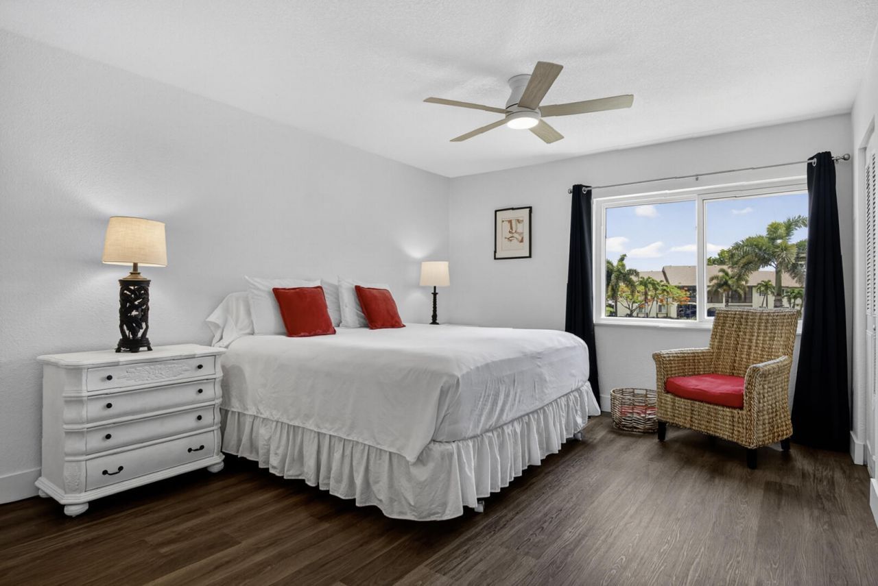 5930 Whispering Pine Way, Greenacres, FL 33463 Photo