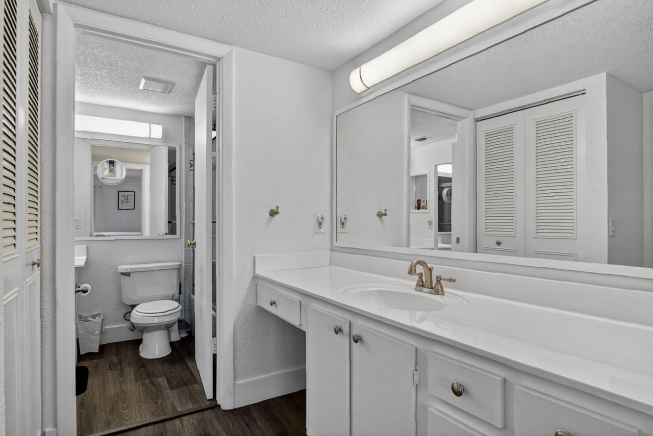 5930 Whispering Pine Way, Greenacres, FL 33463 Photo