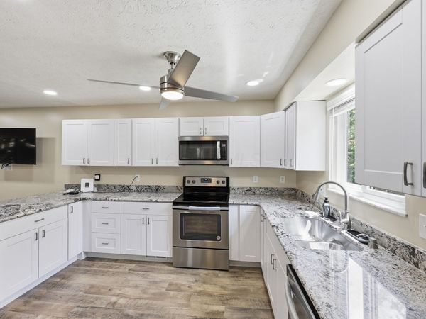 1442 Londondale Parkway , Unit 4-2, Newark, OH 43055