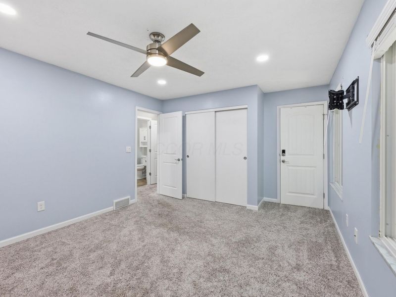 1442 Londondale Parkway, Unit 4-2, Newark, OH 43055 Photo 16