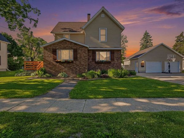120 Pierce Street, Randolph, WI 53956