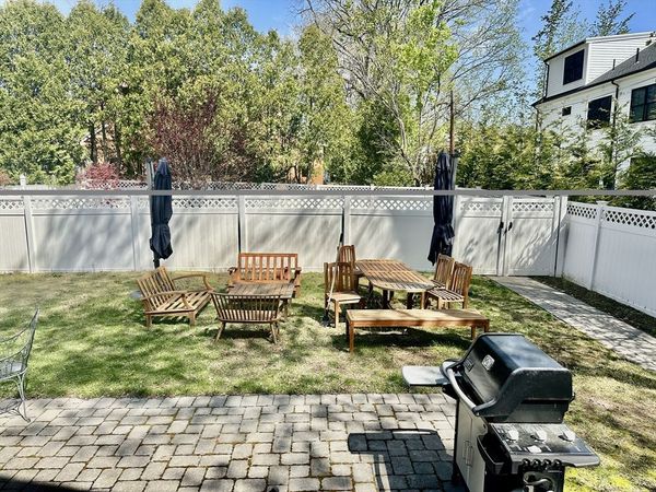 299 Cabot St, Unit 1, Newton, MA 02460