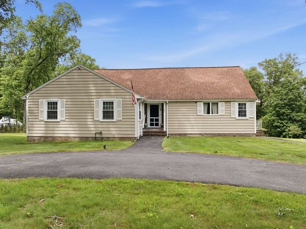505 Lowell Street, Lynnfield, MA 01940