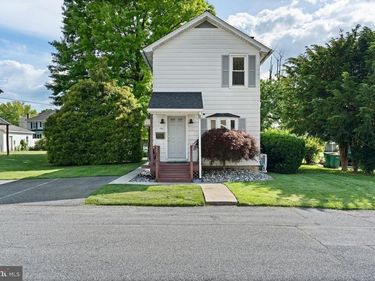 34 HALF STREET, HERSHEY, PA 17033