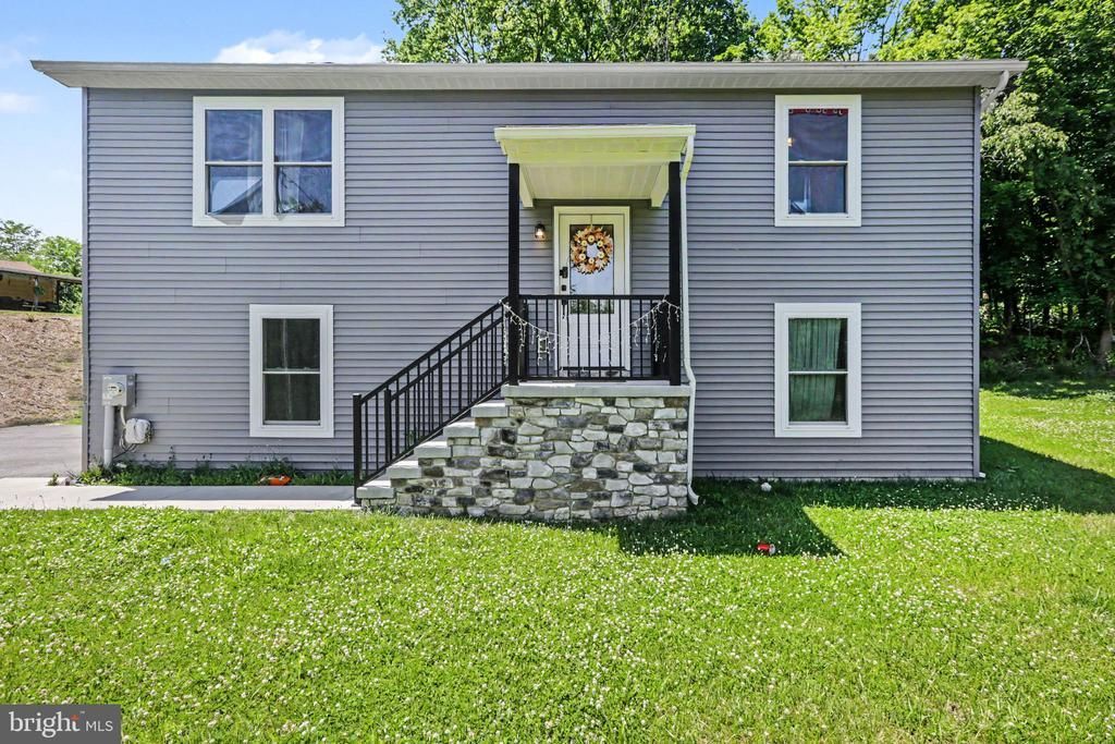 1312 EDGEMONT ROAD, HARRISBURG, PA 17109